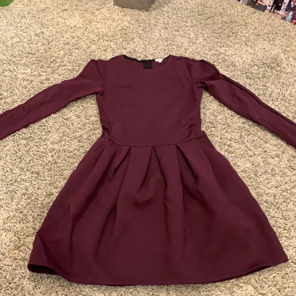 Aritiza maroon mini dress